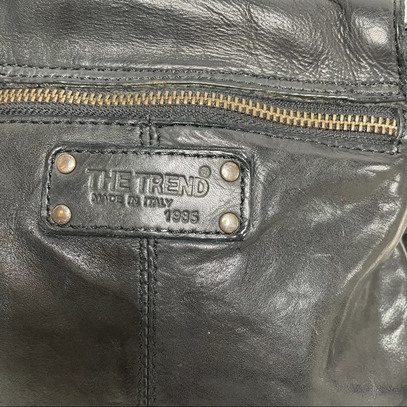 The Trend Made in Italy Black Leather Crossbody Purse Bag - Picture 4 of 11